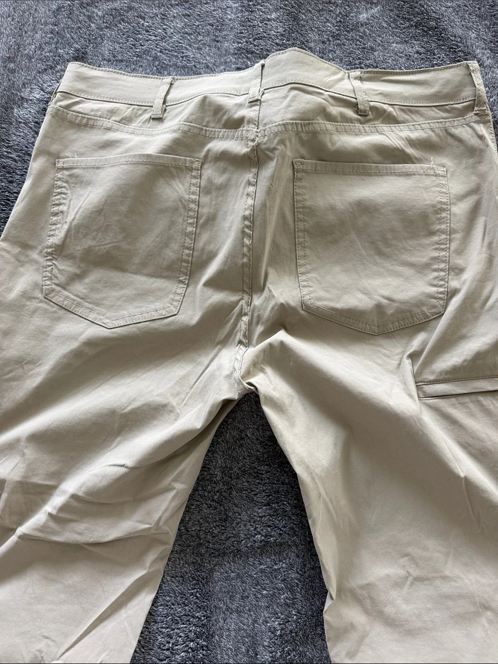 Men's Khaki Straight-Leg Chinos - Neutral Tan